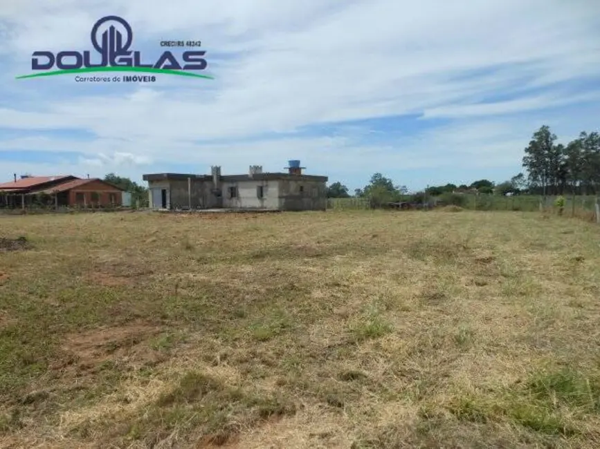 Casa com 2 quartos à venda, 200m2 em Viamao - RS - imagem 3 Foto 3 de Casa com 2 quartos à venda, 200m2 em Viamao - RS