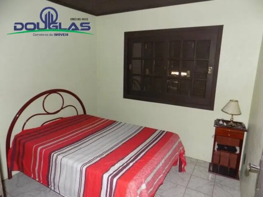 Chácara com 4 quartos à venda, 200m2 em Viamao - RS - imagem 6 Foto 6 de Chácara com 4 quartos à venda, 200m2 em Viamao - RS