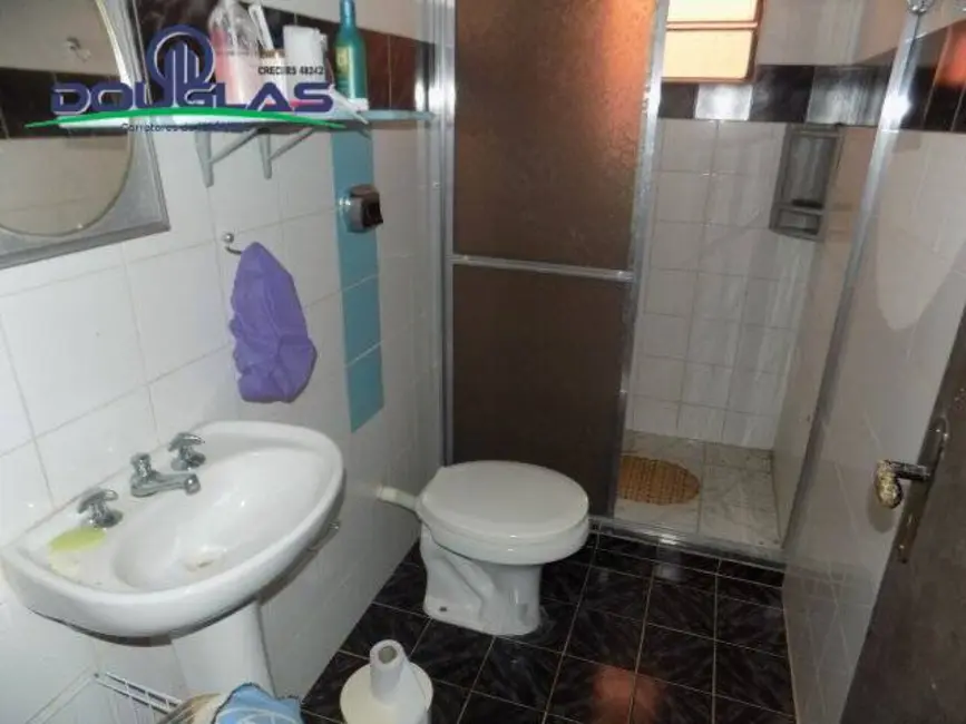 Chácara com 4 quartos à venda, 200m2 em Viamao - RS - imagem 9 Foto 9 de Chácara com 4 quartos à venda, 200m2 em Viamao - RS