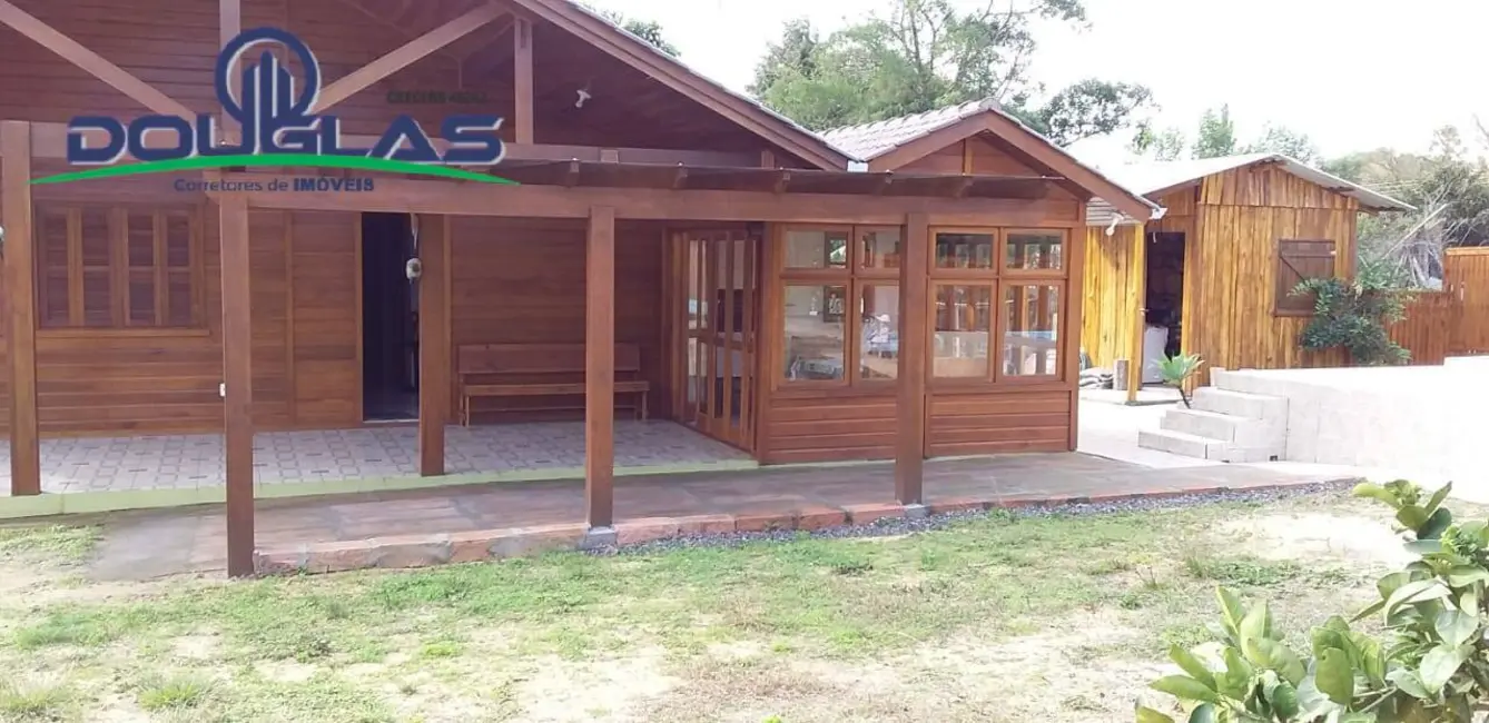 Foto 2 de Casa com 3 quartos à venda, 700m2 em Viamao - RS
