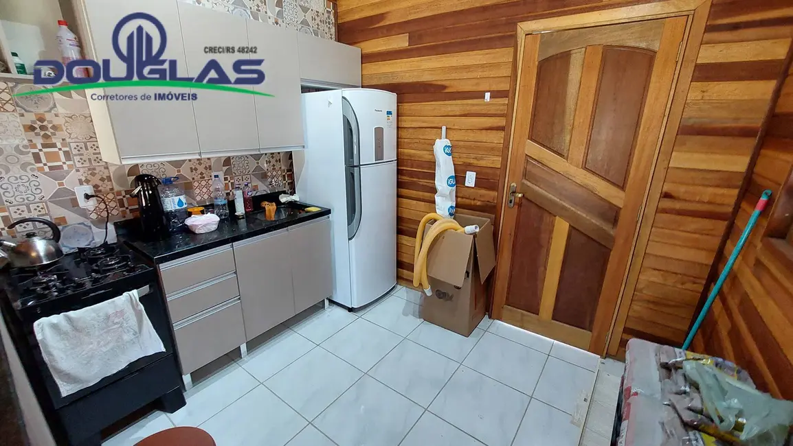 Casa com 3 quartos à venda, 1160m2 em Viamao - RS - imagem 4 Foto 4 de Casa com 3 quartos à venda, 1160m2 em Viamao - RS