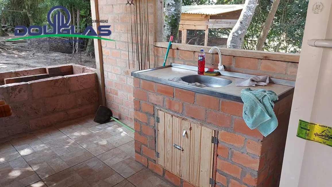 Casa com 1 quarto à venda, 675m2 em Viamao - RS - imagem 4 Foto 4 de Casa com 1 quarto à venda, 675m2 em Viamao - RS