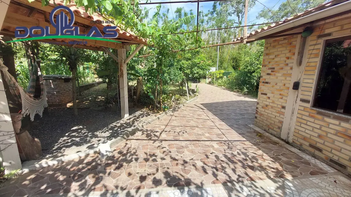 Casa com 2 quartos à venda, 440m2 em Viamao - RS - imagem 5 Foto 5 de Casa com 2 quartos à venda, 440m2 em Viamao - RS