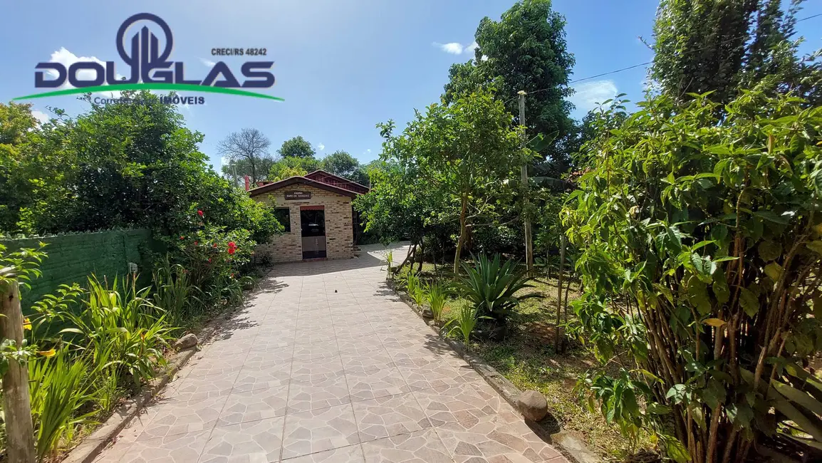 Casa com 2 quartos à venda, 440m2 em Viamao - RS - imagem 3 Foto 3 de Casa com 2 quartos à venda, 440m2 em Viamao - RS