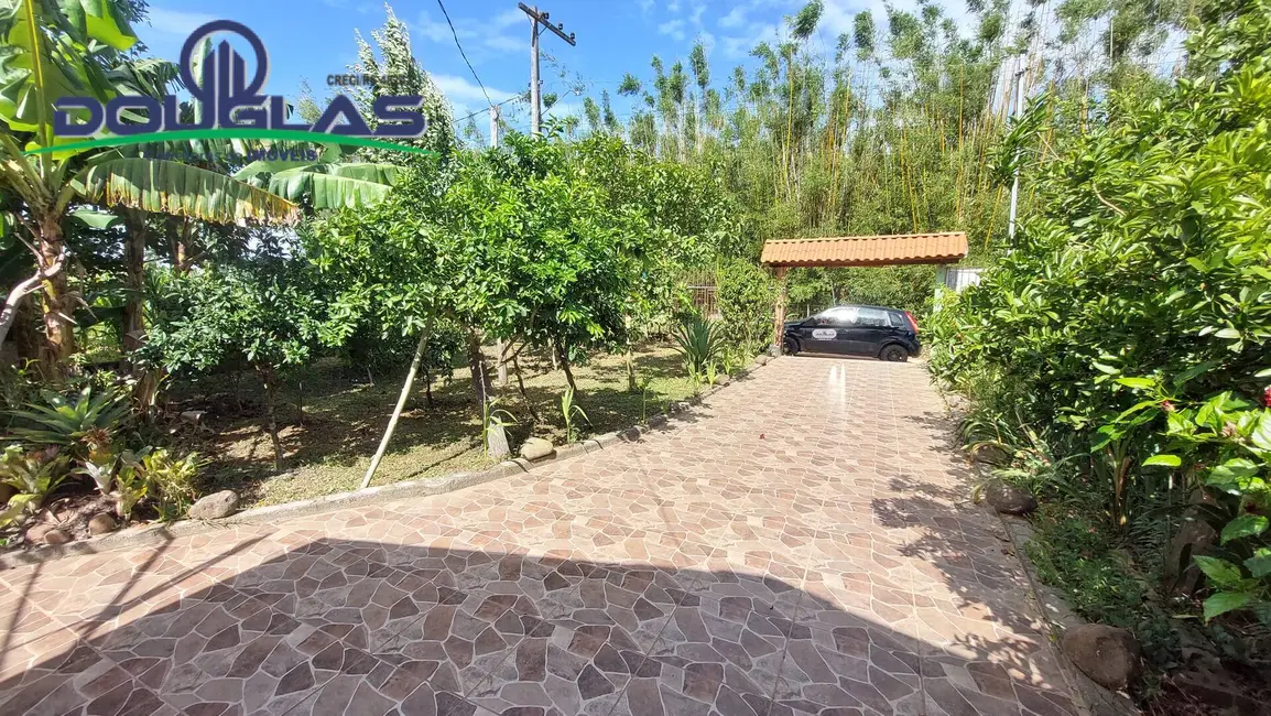 Casa com 2 quartos à venda, 440m2 em Viamao - RS - imagem 4 Foto 4 de Casa com 2 quartos à venda, 440m2 em Viamao - RS
