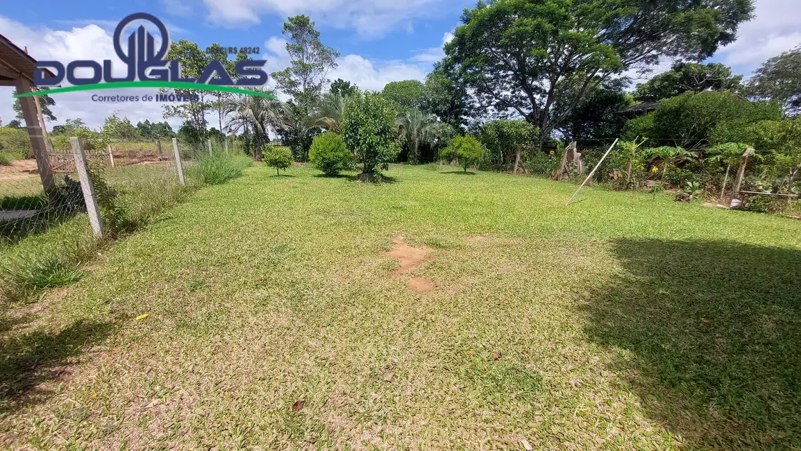 Foto 3 de Terreno / Lote à venda, 400m2 em Viamao - RS
