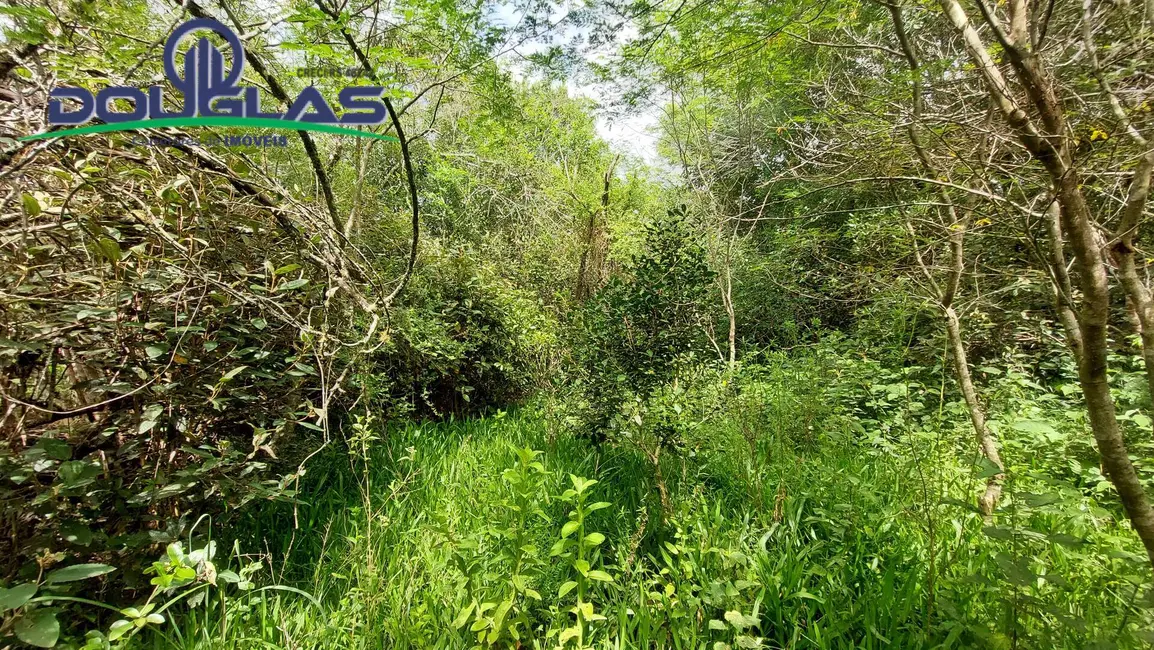 Foto 9 de Sítio / Rancho à venda, 20000m2 em Viamao - RS