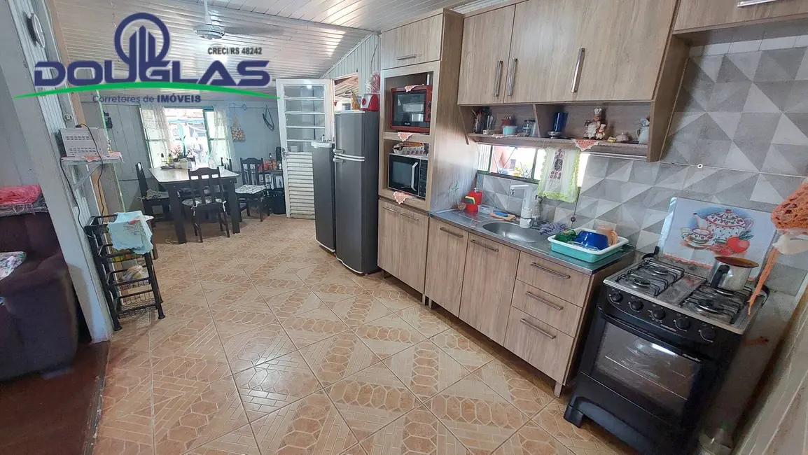 Casa com 2 quartos à venda em Viamao - RS - imagem 5 Foto 5 de Casa com 2 quartos à venda em Viamao - RS