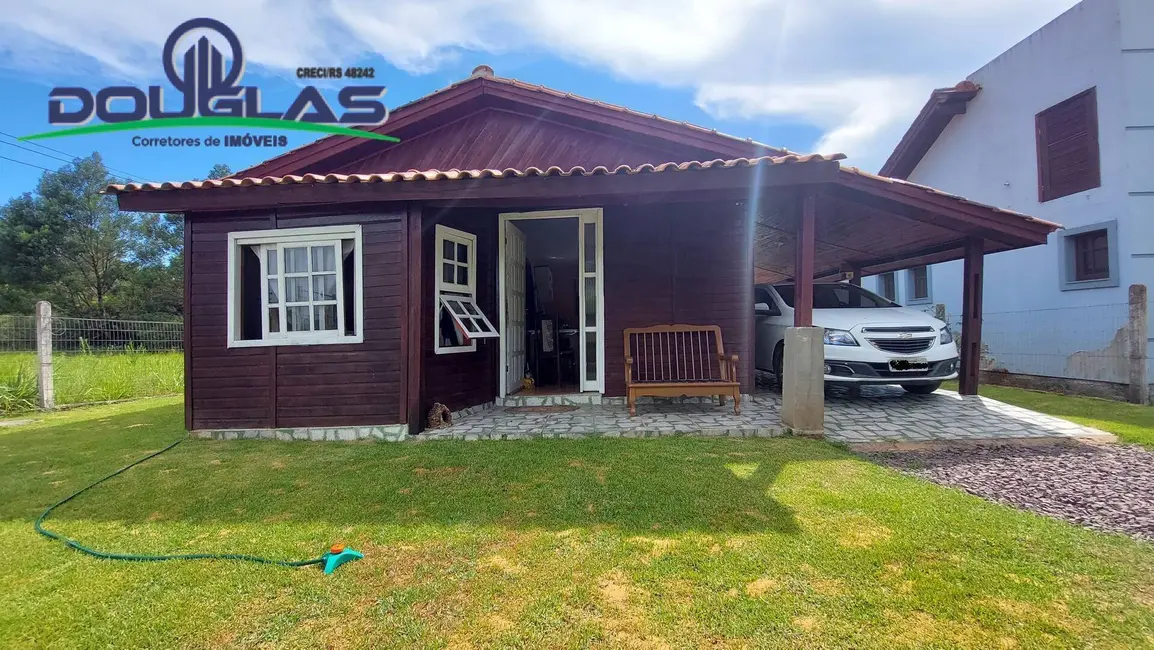 Foto 1 de Casa com 2 quartos à venda, 330m2 em Viamao - RS