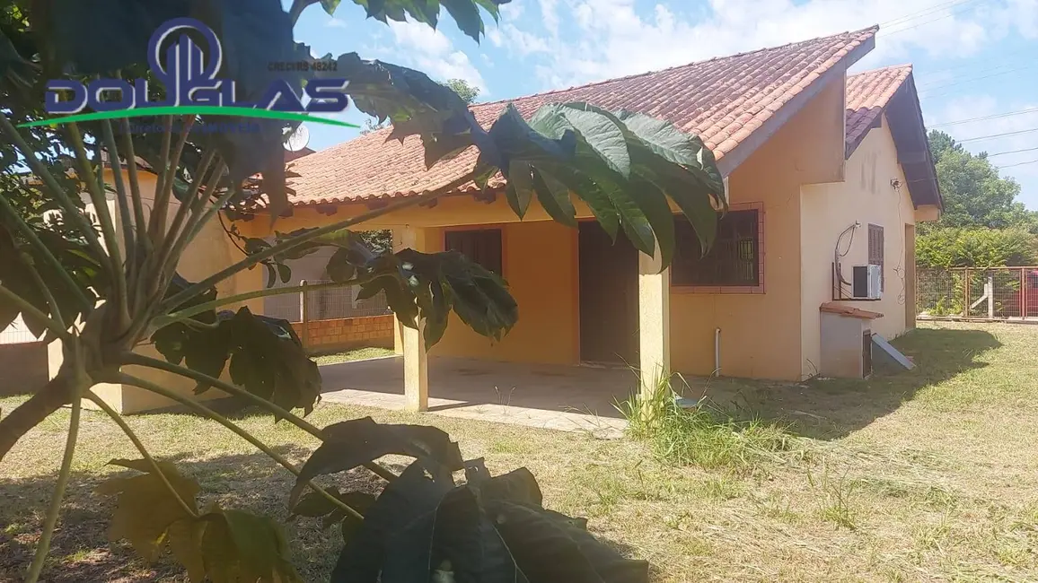 Foto 1 de Casa com 2 quartos à venda, 450m2 em Viamao - RS