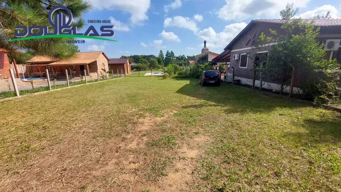 Foto 1 de Terreno / Lote à venda, 475m2 em Viamao - RS