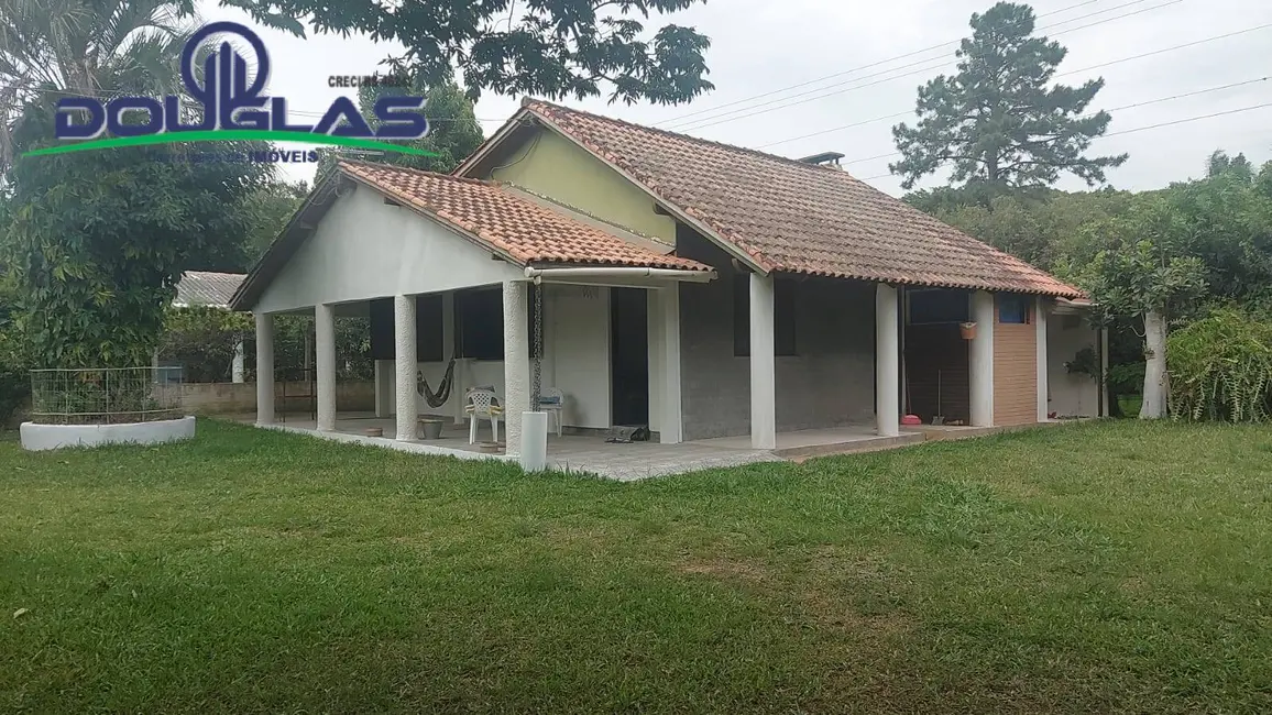 Foto 1 de Casa com 3 quartos à venda, 1600m2 em Viamao - RS