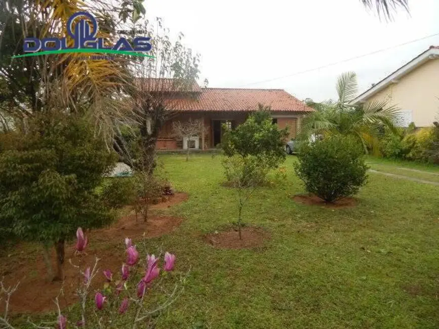 Foto 1 de Casa com 2 quartos à venda, 150m2 em Viamao - RS