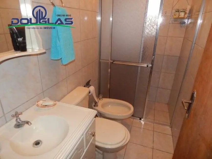 Casa com 2 quartos à venda, 150m2 em Viamao - RS - imagem 5 Foto 5 de Casa com 2 quartos à venda, 150m2 em Viamao - RS