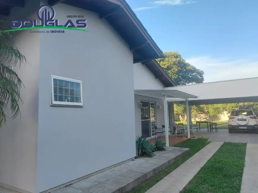 Casa com 2 quartos à venda, 1200m2 em Viamao - RS - imagem 4 Foto 4 de Casa com 2 quartos à venda, 1200m2 em Viamao - RS