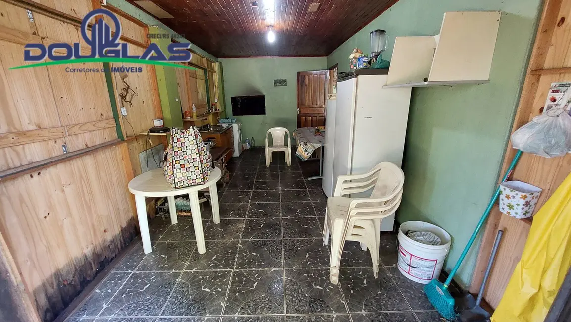 Casa com 2 quartos à venda, 3240m2 em Viamao - RS - imagem 9 Foto 9 de Casa com 2 quartos à venda, 3240m2 em Viamao - RS