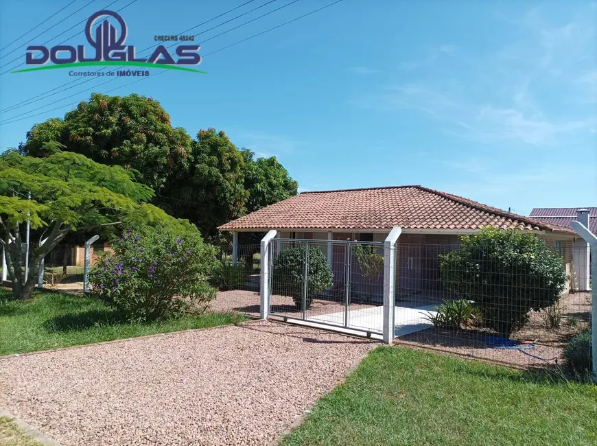 Casa com 2 quartos à venda, 550m2 em Viamao - RS - imagem 2 Foto 2 de Casa com 2 quartos à venda, 550m2 em Viamao - RS