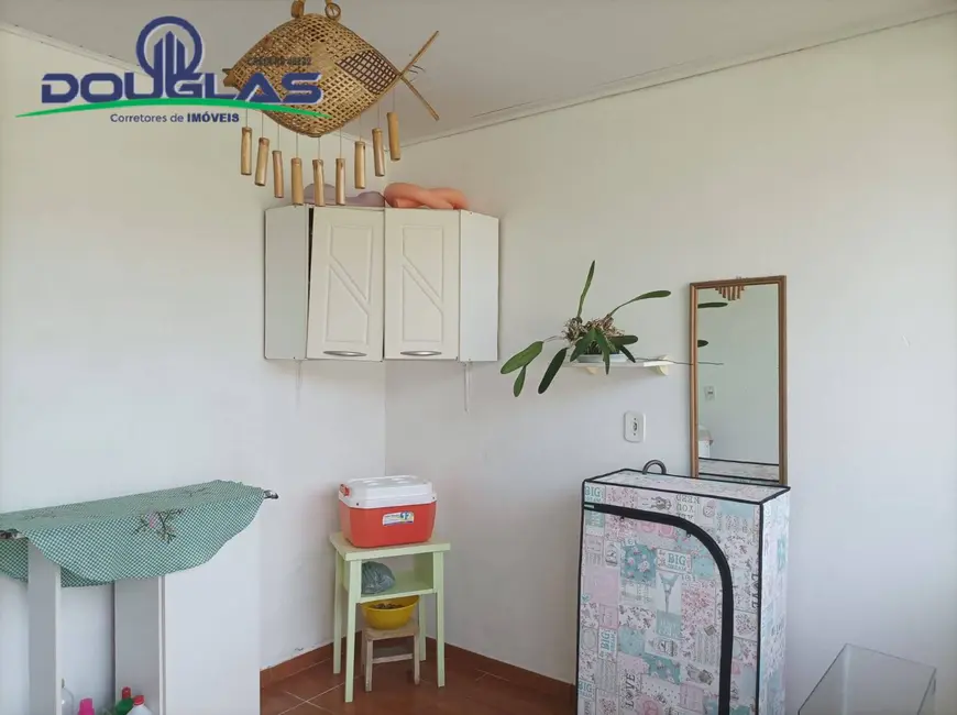 Casa com 2 quartos à venda, 550m2 em Viamao - RS - imagem 6 Foto 6 de Casa com 2 quartos à venda, 550m2 em Viamao - RS