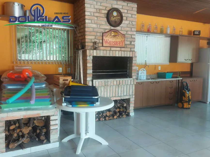 Casa com 5 quartos à venda em Viamao - RS - imagem 8 Foto 8 de Casa com 5 quartos à venda em Viamao - RS