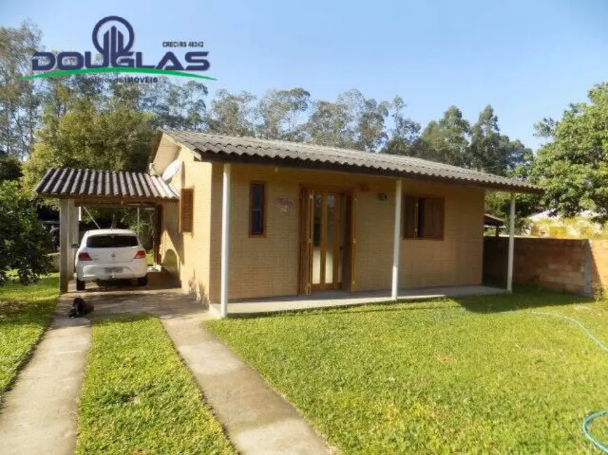 Foto 1 de Casa com 2 quartos à venda, 600m2 em Viamao - RS