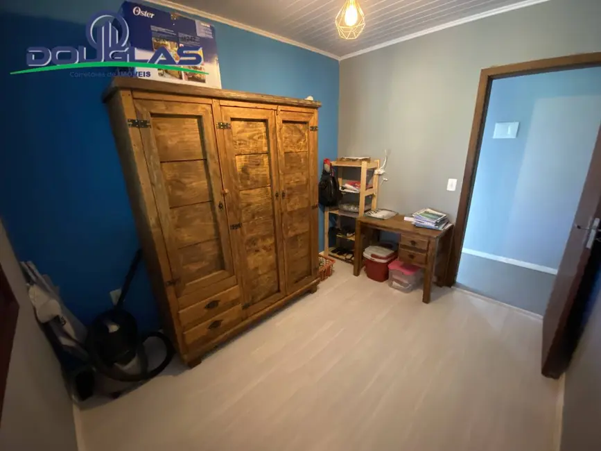 Foto 15 de Casa à venda em Viamao - RS