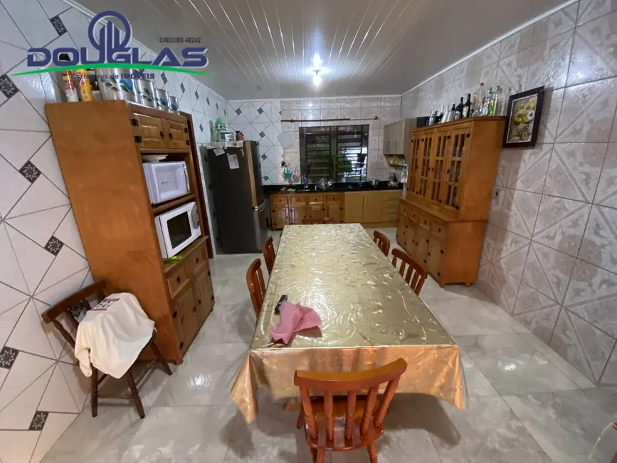 Casa à venda em Viamao - RS - imagem 6 Foto 6 de Casa à venda em Viamao - RS