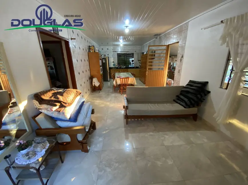 Casa à venda em Viamao - RS - imagem 4 Foto 4 de Casa à venda em Viamao - RS