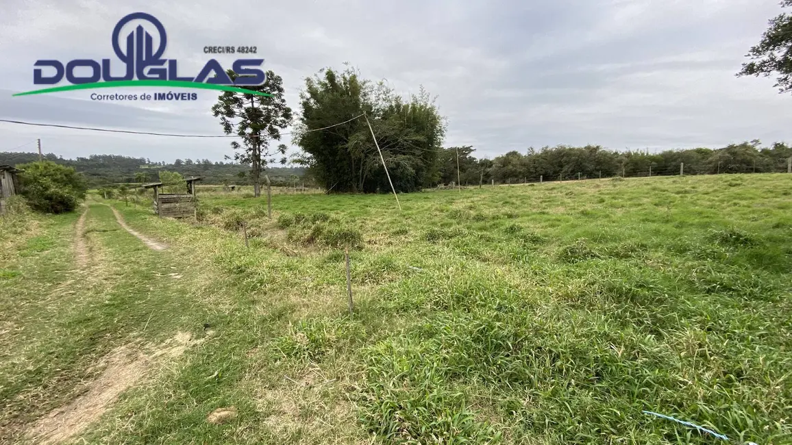 Foto 4 de Chácara à venda em Viamao - RS