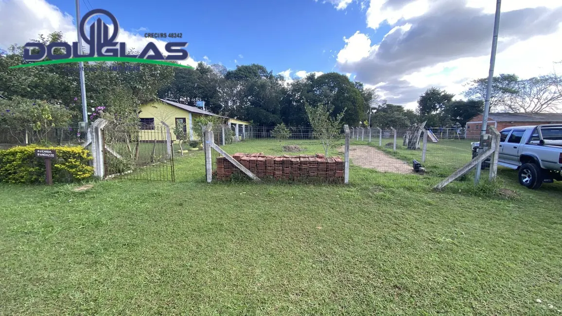 Terreno / Lote à venda, 340m2 em Viamao - RS - imagem 9 Foto 9 de Terreno / Lote à venda, 340m2 em Viamao - RS
