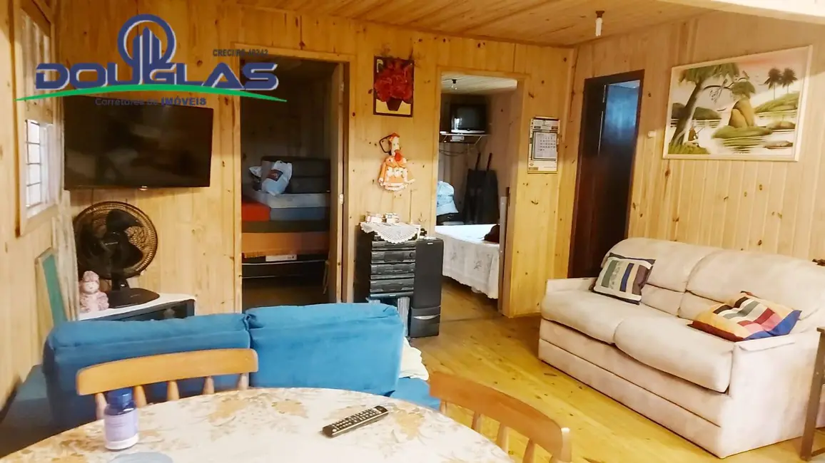 Foto 6 de Casa com 2 quartos à venda, 720m2 em Viamao - RS