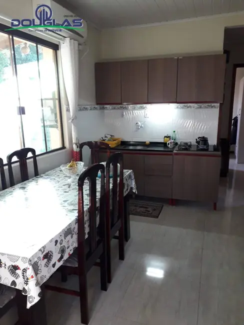 Casa com 3 quartos à venda, 490m2 em Viamao - RS - imagem 7 Foto 7 de Casa com 3 quartos à venda, 490m2 em Viamao - RS