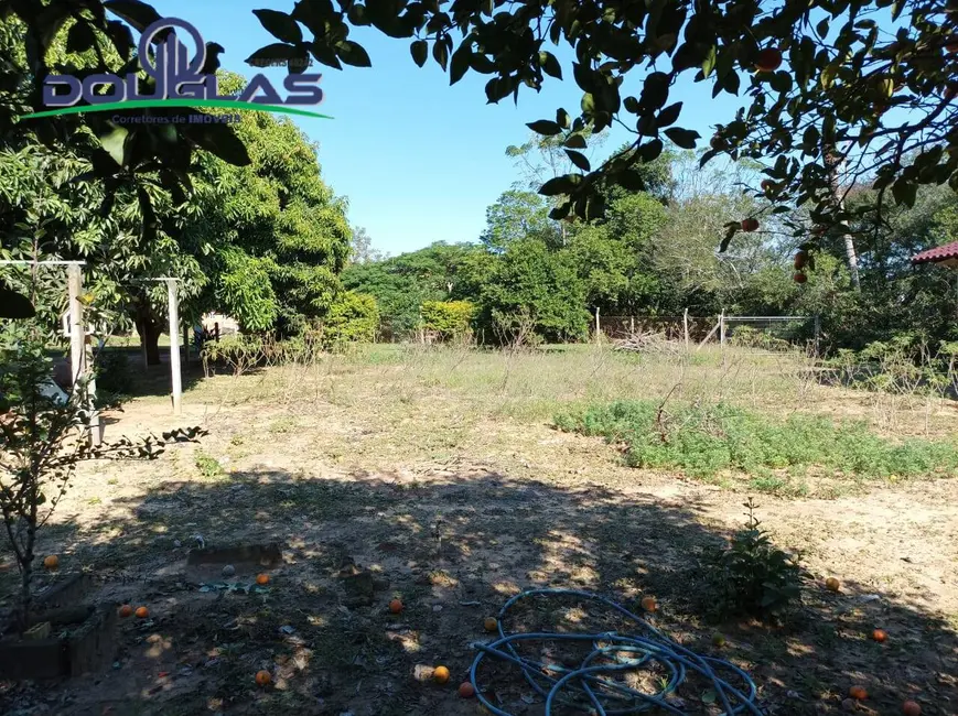 Foto 1 de Terreno / Lote à venda, 495m2 em Viamao - RS