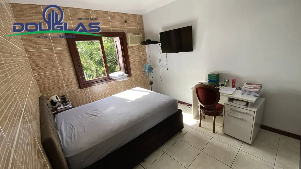 Foto 18 de Casa à venda em Viamao - RS