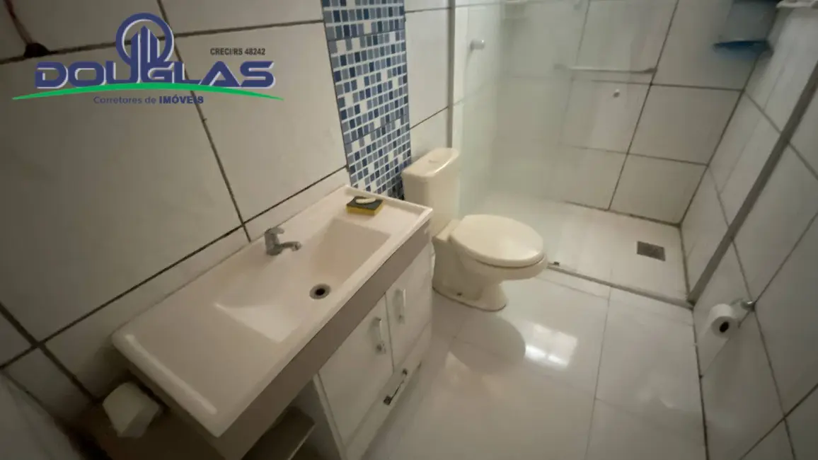Casa com 2 quartos à venda, 660m2 em Viamao - RS - imagem 4 Foto 4 de Casa com 2 quartos à venda, 660m2 em Viamao - RS