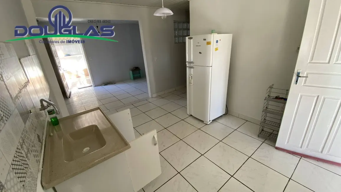 Casa com 2 quartos à venda, 660m2 em Viamao - RS - imagem 5 Foto 5 de Casa com 2 quartos à venda, 660m2 em Viamao - RS