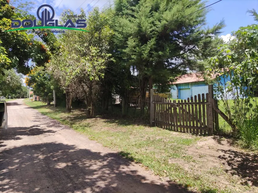 Foto 2 de Terreno / Lote à venda em Viamao - RS