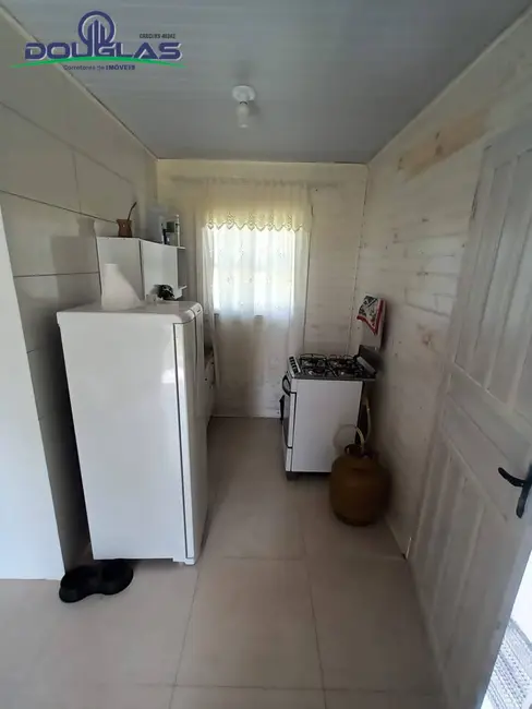 Casa com 2 quartos à venda, 1200m2 em Viamao - RS - imagem 6 Foto 6 de Casa com 2 quartos à venda, 1200m2 em Viamao - RS