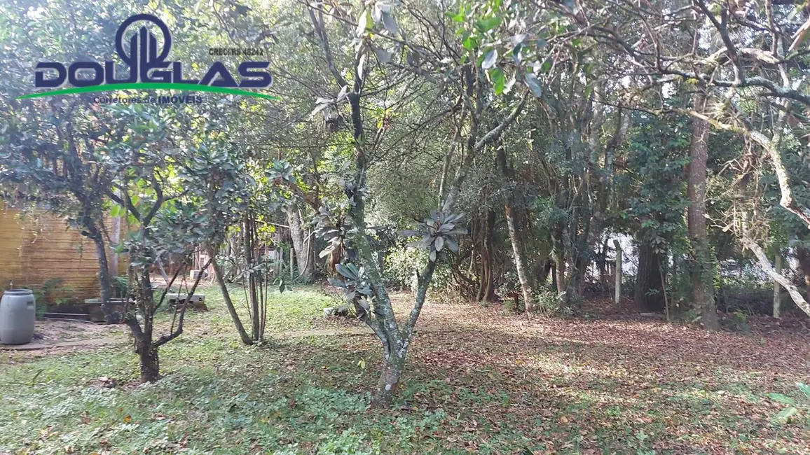 Casa com 2 quartos à venda, 2400m2 em Viamao - RS - imagem 3 Foto 3 de Casa com 2 quartos à venda, 2400m2 em Viamao - RS