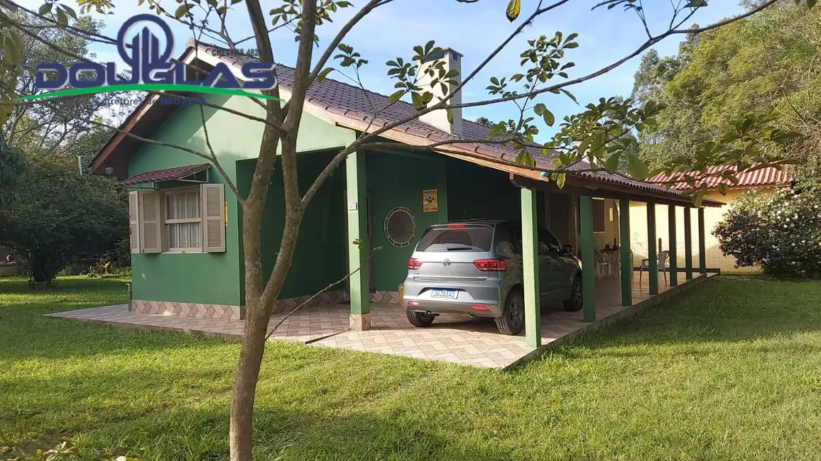 Foto 1 de Casa com 3 quartos à venda, 945m2 em Viamao - RS