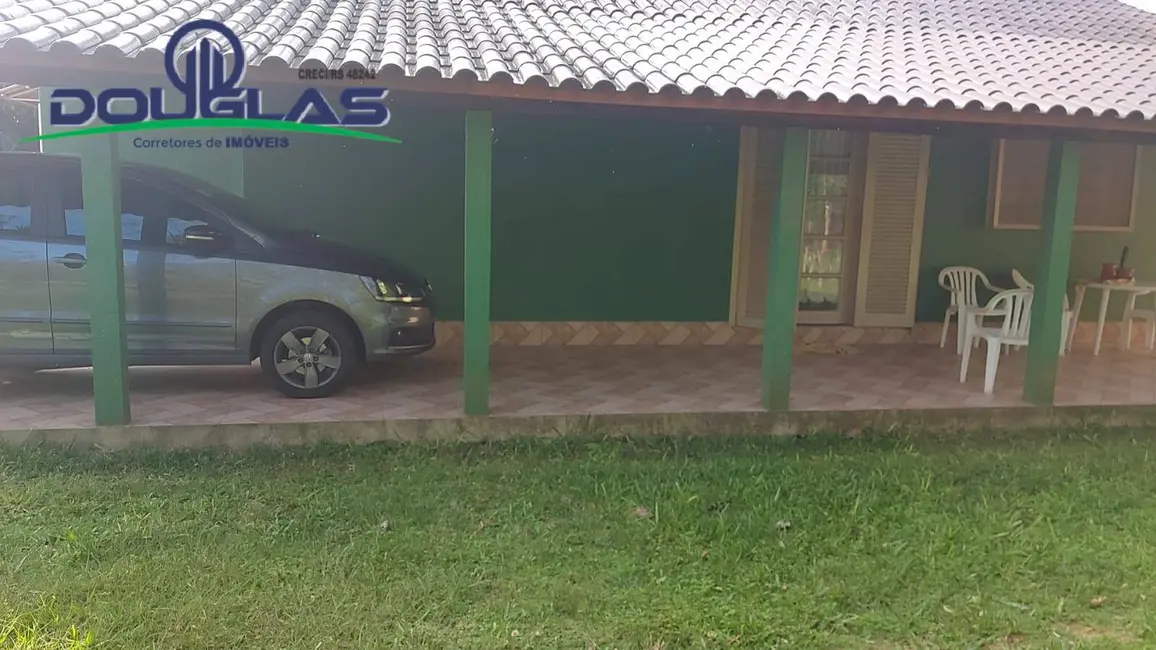Foto 2 de Casa com 3 quartos à venda, 945m2 em Viamao - RS