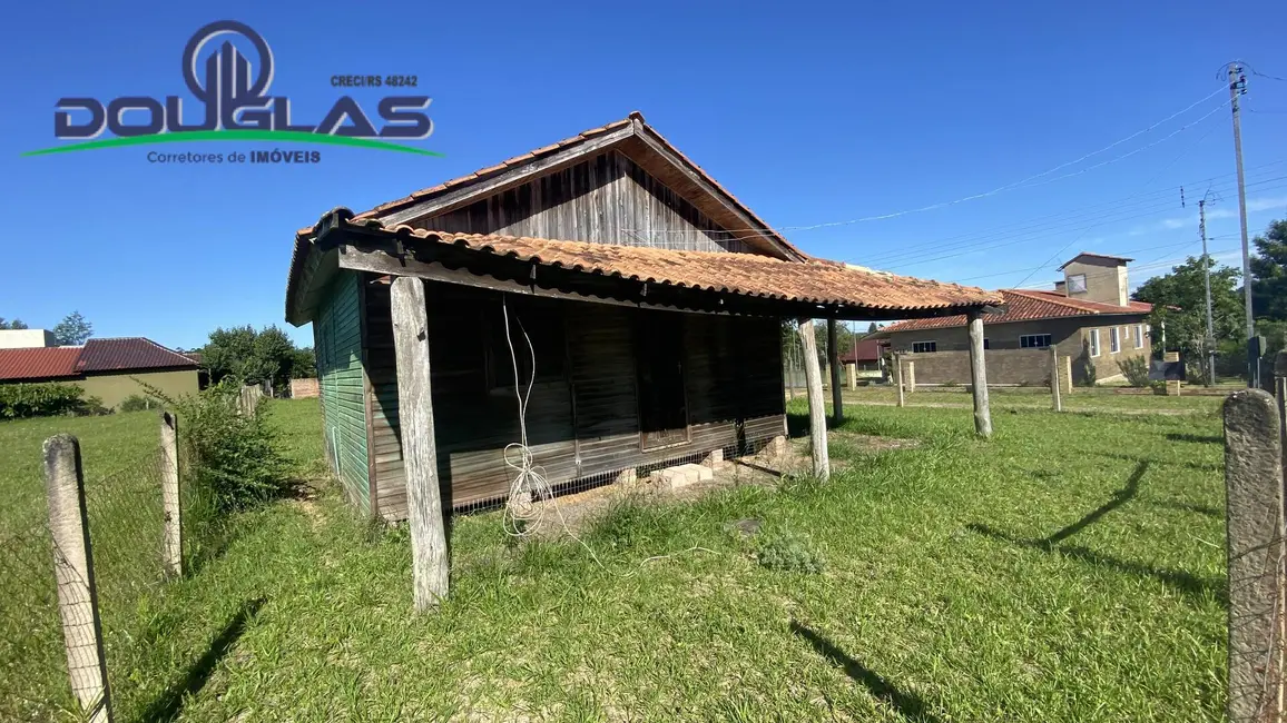 Foto 1 de Terreno / Lote à venda, 580m2 em Viamao - RS