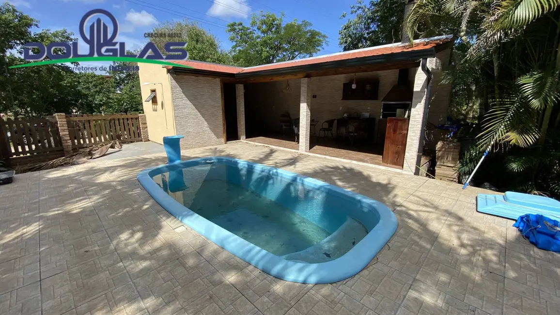 Casa com 2 quartos à venda, 420m2 em Viamao - RS - imagem 5 Foto 5 de Casa com 2 quartos à venda, 420m2 em Viamao - RS