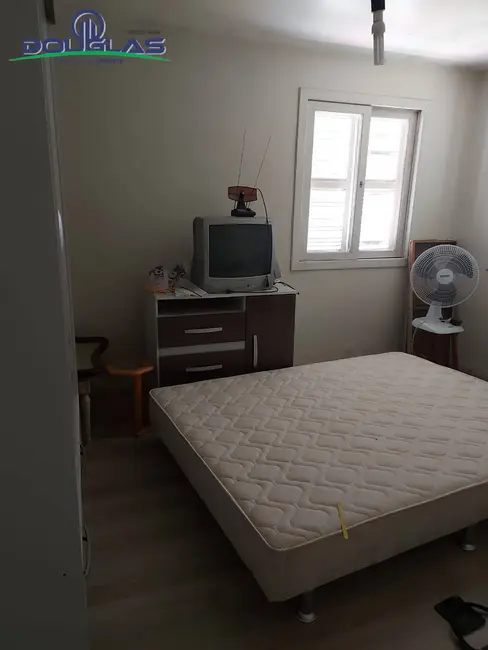 Foto 9 de Casa com 3 quartos à venda, 1200m2 em Viamao - RS