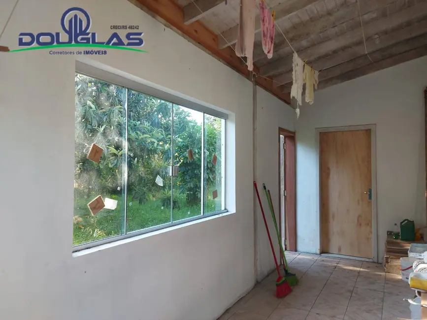 Foto 4 de Casa com 3 quartos à venda, 1200m2 em Viamao - RS