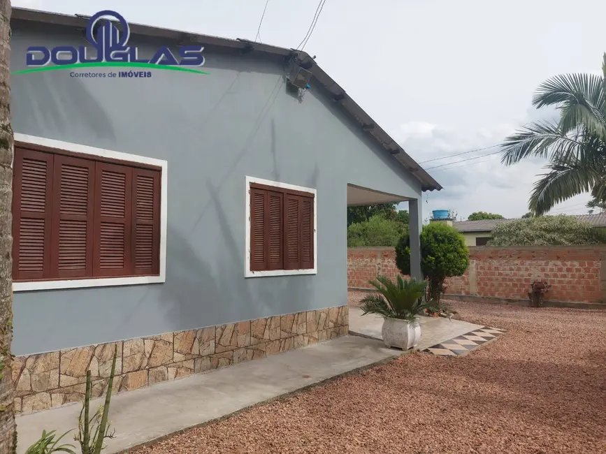 Foto 2 de Casa com 2 quartos à venda em Viamao - RS