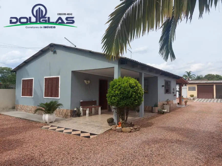 Foto 1 de Casa com 2 quartos à venda em Viamao - RS