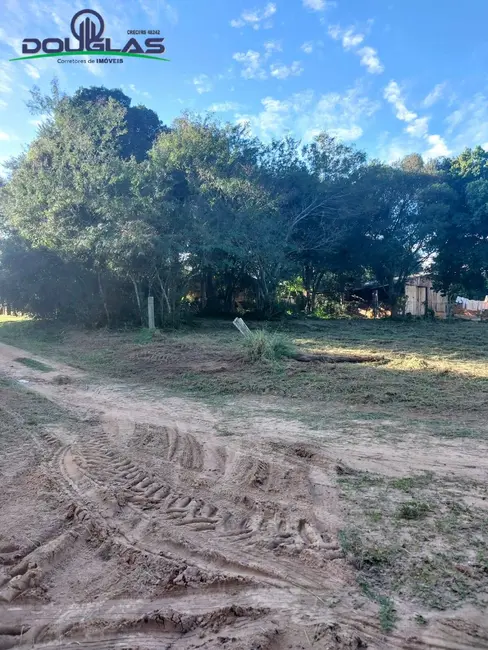 Foto 3 de Terreno / Lote à venda, 595m2 em Viamao - RS
