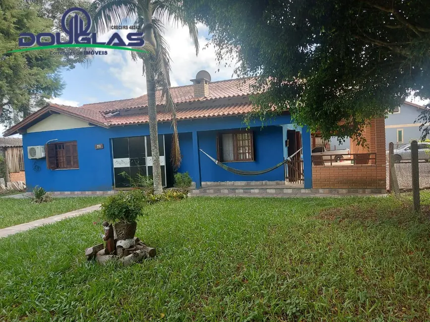 Foto 1 de Casa com 3 quartos à venda, 1000m2 em Viamao - RS