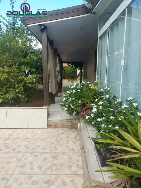 Foto 1 de Casa com 2 quartos à venda, 600m2 em Viamao - RS
