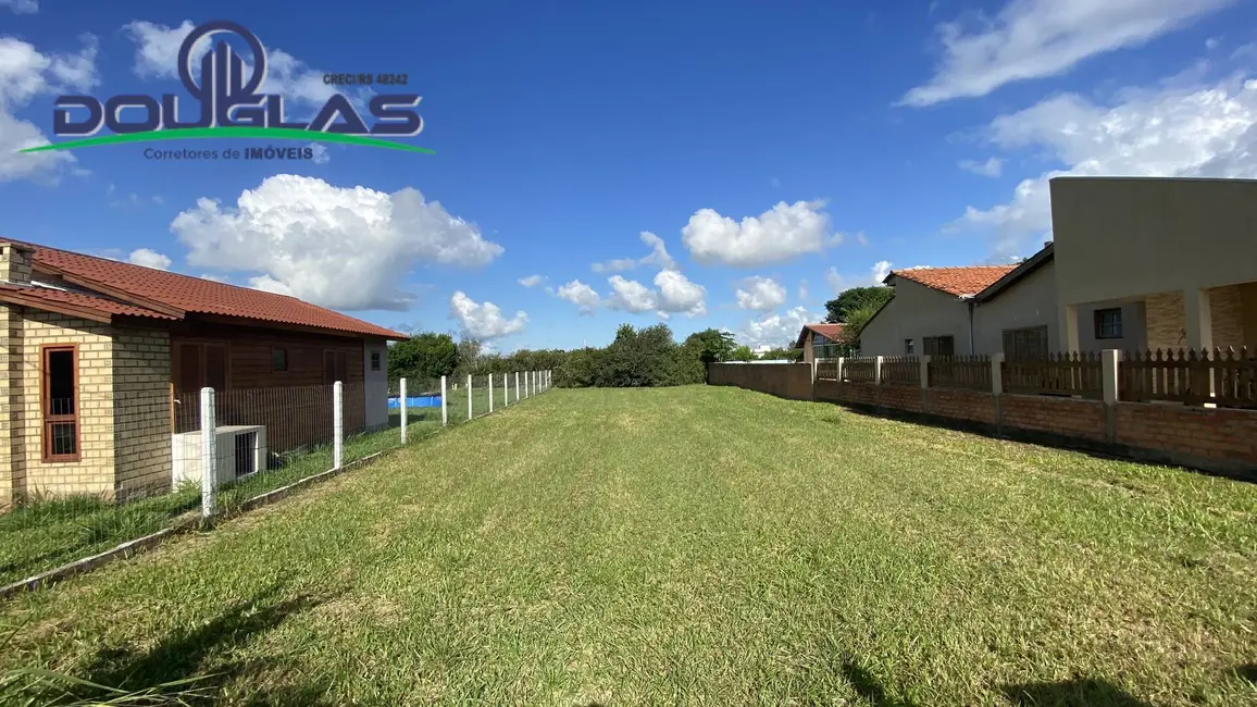 Foto 1 de Terreno / Lote à venda em Viamao - RS